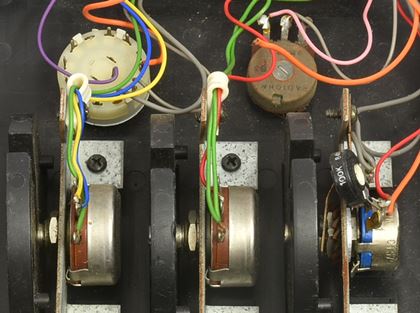 Crumar-Spirit modulation section, a/seen